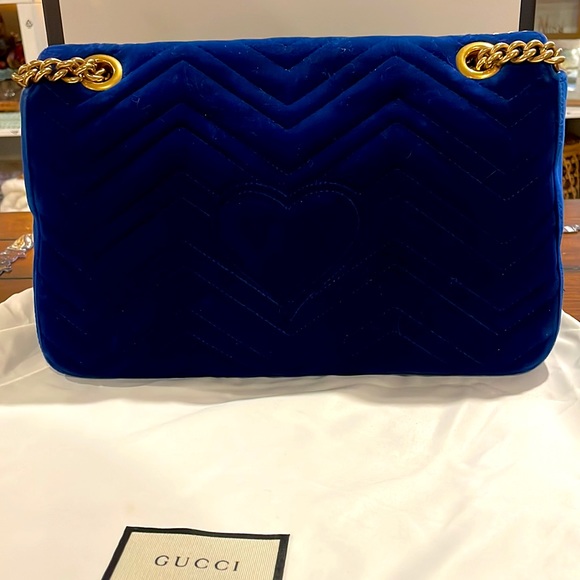 Authentic blue velvet medium Gucci Marmont - Picture 3 of 14